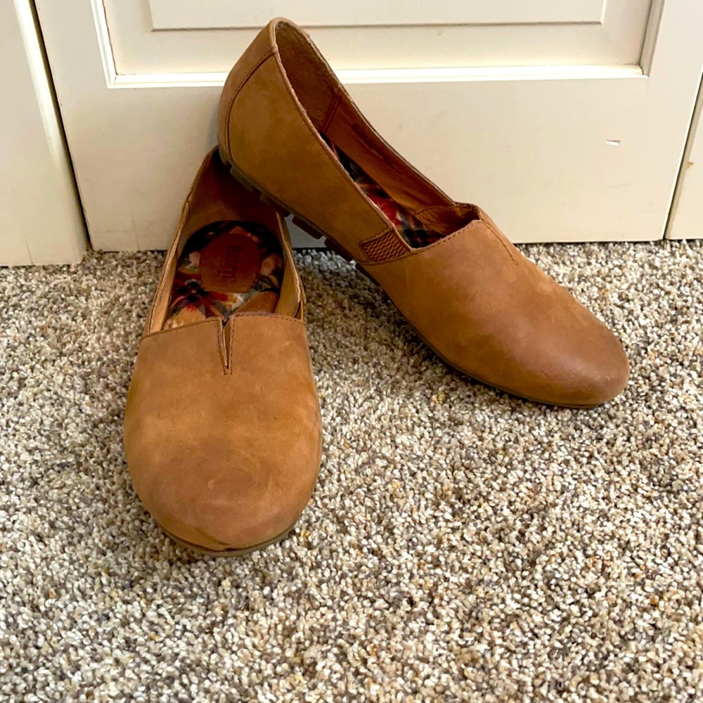 Born slip on leather moccasins size 10 women’s